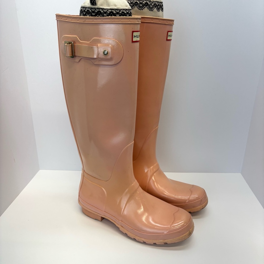 Hunter Tall Rain Boots Pink Sand Glossy Wome Size 9 US